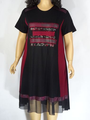 Дамска макси рокля в големи размери с интересна апликация и камъчета 05 00286