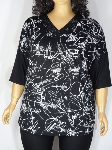 Дамска макси блуза в големи размери от  трико с камъчета  и интересна щампа  01 01345