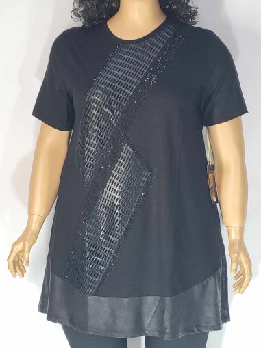 Дамски макси  блузон с къс ръкав в големи размери с интересно съчетание на черно с мрежа и камъчета  01 01426