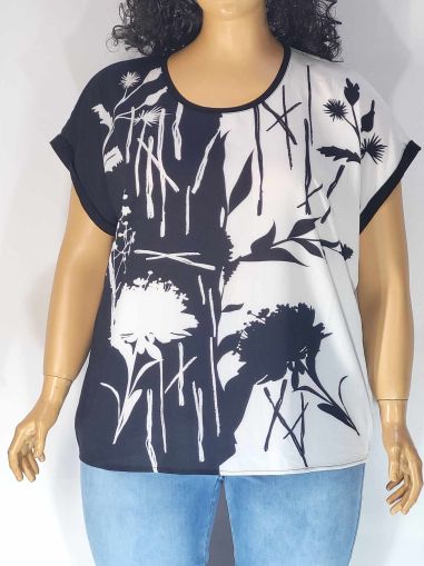 Дамска макси  блуза с  къс ръкав  в големи размери с щампа в черно бяло 01 01440
