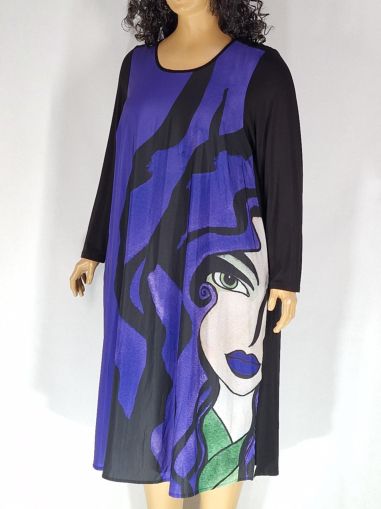 Дамска макси дълга  рокля в големи размери от  трико и плат в предната част с интересна щампа   05 00368