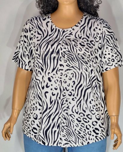 Дамска макси  блуза с  къс ръкав  в големи размери с интересна  щампа и камъчета  10 00141