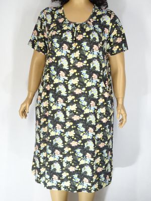 Дамска макси рокля от щампирано трико с къс ръкав в големи размери с джобове и набор по бието 05 00272