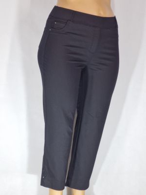 Дамски макси тънък еластичен панталон в големи размери с нежни камъчета на крачола в черно 03 00565