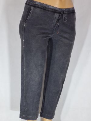 Дамски макси спортни  еластични дънки в големи размери  тънки с връзки и кант камъни в  сиво    02 00567