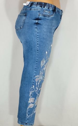 Дамски макси дънки в големи размери с  интересна щампа цветя и камъни в синьо 02 00580