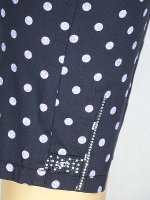 Дамски макси летен еластичен слим панталон в големи размери на точки с камъчета на крачола 03 00345