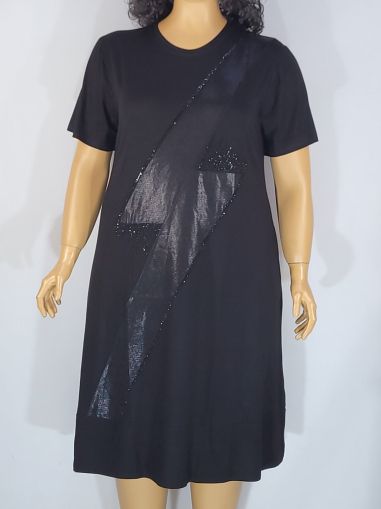 Дамска макси рокля в големи размери с интересна апликация и камъчета 05 00325