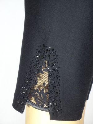 Дамски макси плътен еластичен клин- панталон в големи размери с дантела и камъчета на крачола 03 00433