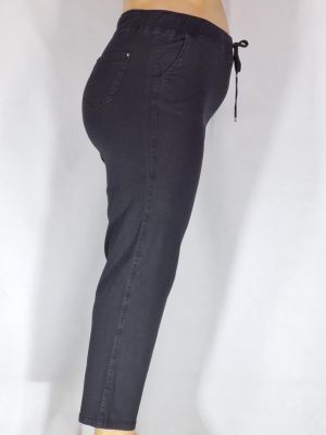 Дамски макси спортни  еластични дънки в големи размери изчистени тънки с връзки в  черно    02 00566