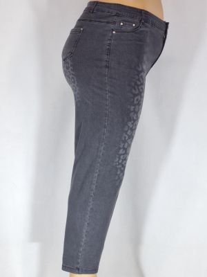 Дамски макси дънки в големи размери с  интересна тигрова щампа в сиво 02 00571