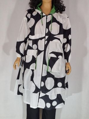 Дамско макси дълго яке в големи размери тип ветровка с интересна щампа  на точки 06 00280