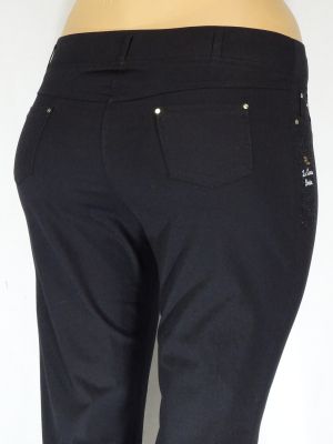 Дамски макси еластичен тънък панталон в големи размери с апликация на джоба 03 00311